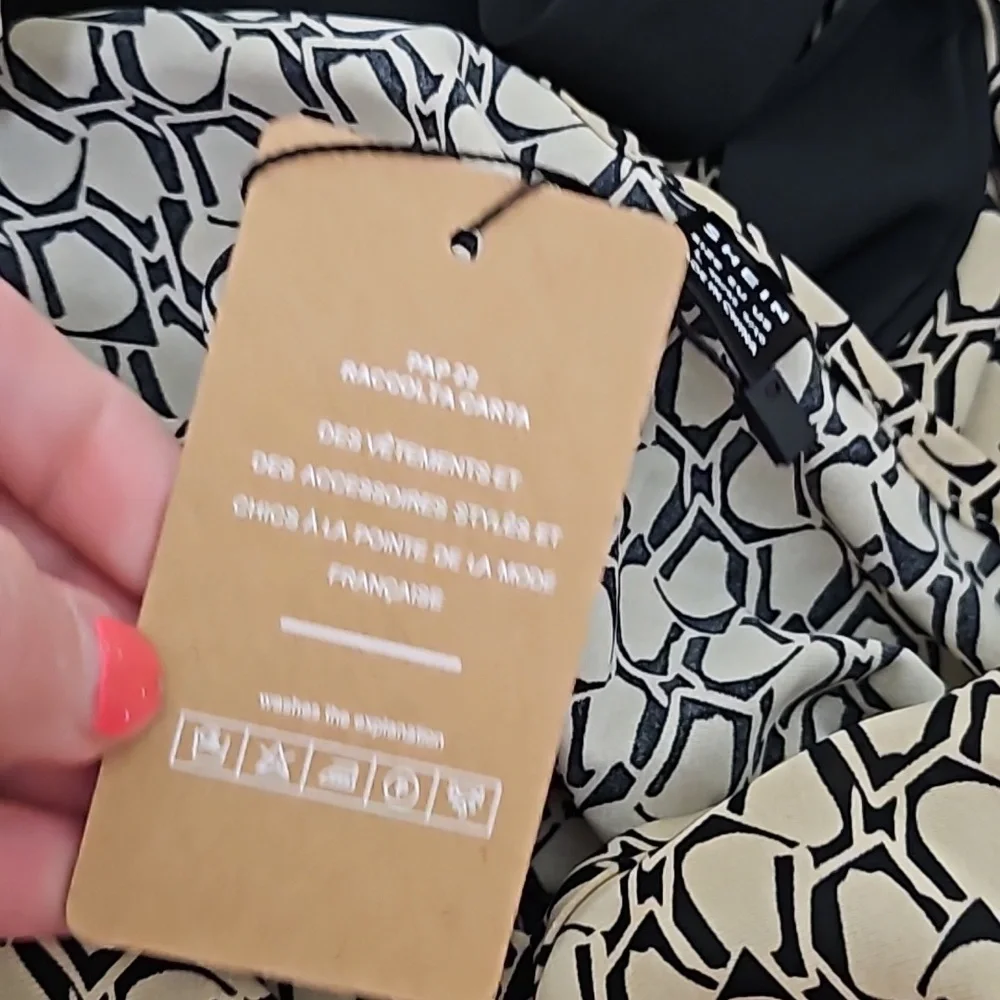 SHEIN NWT Super Unique Dress - Picture 8 of 9